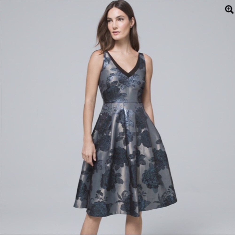❄️ NWT White House Black Market Metallic Fit Flare